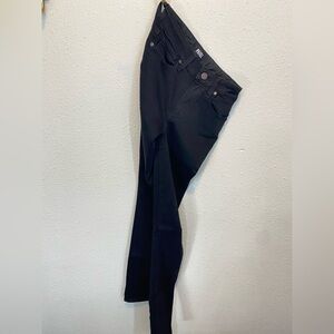 Paige “Hoxton Ultra Skinny”